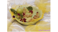 Platou din ceară decorat cu fructe 0_1350978634