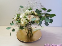 Vip roses a_208087230